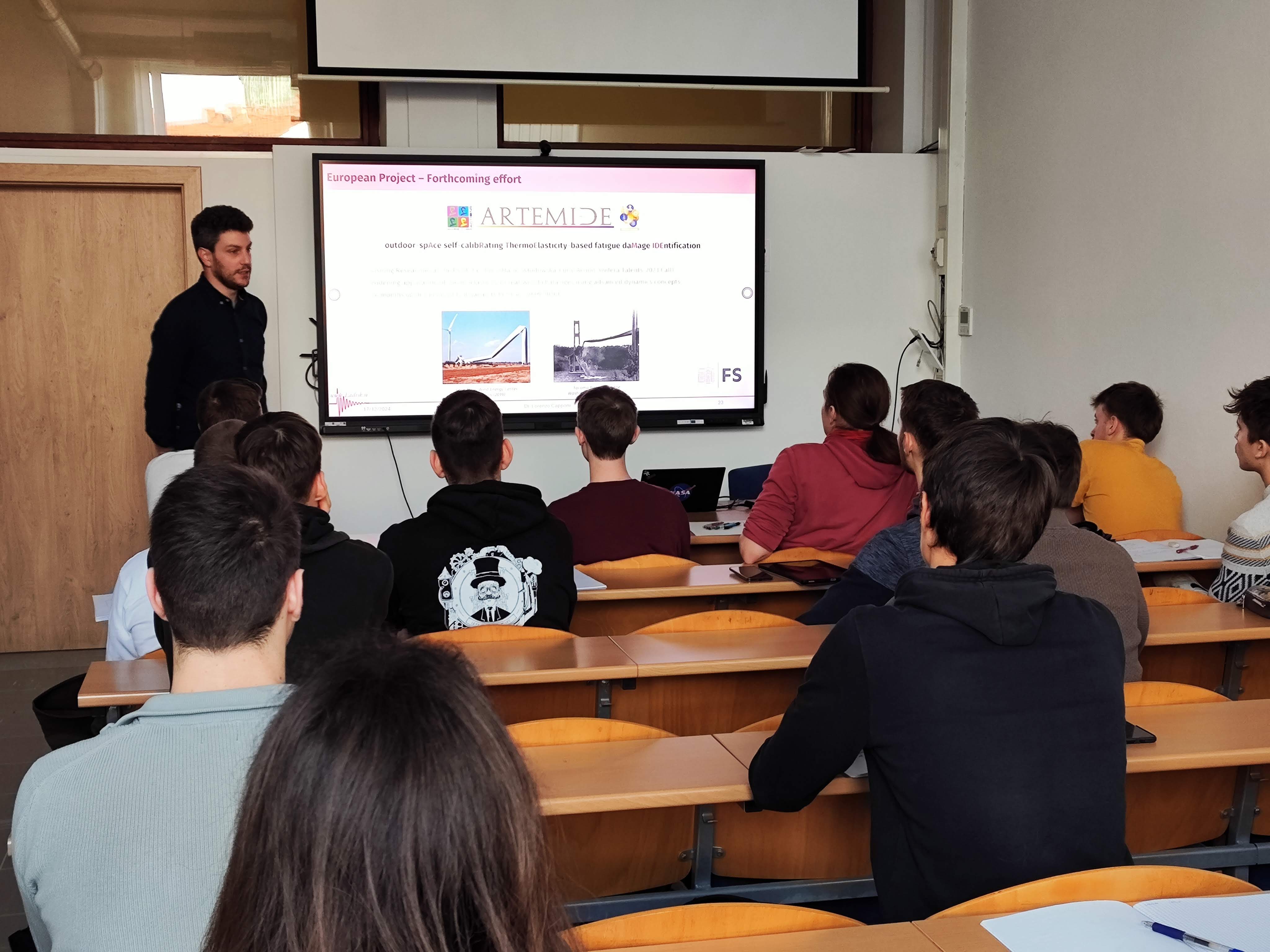 Seminar given at the Advanced Dynamics class, Faculty of Mechanical Engineering, University of Ljubljana (December 17, 2024)